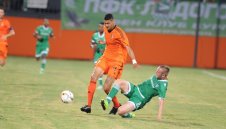 Моци цял мач стоеше по г*з