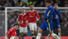 Челси надигра и изпусна Манчестър Юнайтед