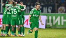 Има ли конфликт с Любо Пенев? Герой за Хебър, желан от Левски, разкри истината