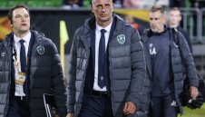 Антони Здравков с дилема за Байер Леверкузен