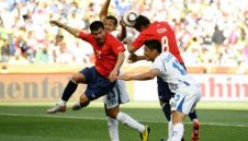 Чили започна люто срещу Хондурас