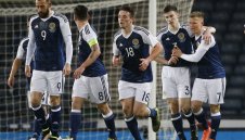 Шотландия взриви “червения динамит”