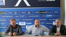 Левски се видя в пари и започна да плаща дълговете си