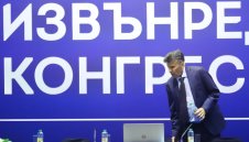 Край! Свърши се! Приеха оставката на Боби Михайлов