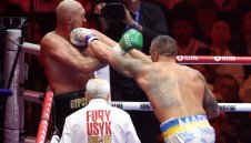 Усик за реванша с Фюри: Не тренирам, почивам си