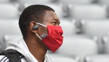 Стъпка по стъпка: Байерн работи по новия договор на Алаба