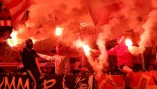 Ултраси на Унион предизвикаха безредици в Неапол (ВИДЕО)