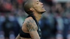 Паро дърпа ушите на Каранга: Не мислиш с тази глава!