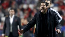 Чоло чукна 4 години на „Калдерон”