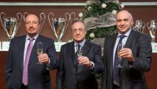 Бенитес до Перес на коледната снимка на Реал