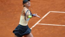 Шарапова е на 1/4-финал в Мадрид