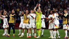 Eуфория в Германия след шеметния старт на Бундестима