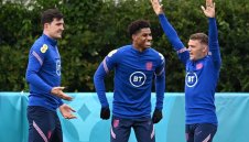 Хари Магуайър надъхва Рашфорд