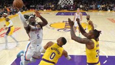 Нов провал за Лейкърс срещу Тъндър, ЛеБрон с контузия
