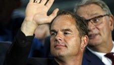 Де Бур: Меси да слуша треньора си и да изпълнява