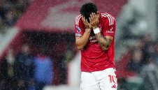 Пчеличките ужилиха сериозно Форест в битката за топ 4