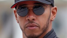 Люис: Показах, че държа на думата си