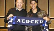 ОФИЦИАЛНО: "Синя" България ликува, Обертан преподписа с Левски