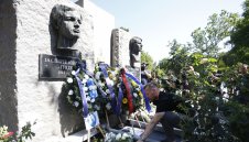 Поклон пред Непрежалимите: 54 години без Гунди и Котков