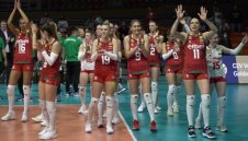 "Лъвиците" на България със специален дар за Стоичков