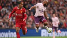 Ван Дайк: Арне Слот има пълната ни подкрепа