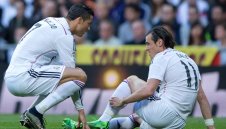 Бейл да бъде продаден? Глупости