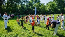 Каратисти и ученици отпразнуваха Деня на детето с открита тренировка по карате киокушин + ВИДЕО