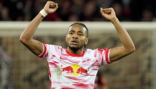 Нкунку влезе в радара на Ман Юнайтед