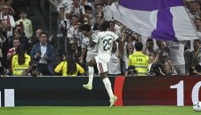 Реал Мадрид надви Виляреал с 1:0 след драма с ВАР и червен картон на Винисиус