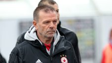 Стойчо Младенов за жребия: Слаби отбори няма