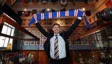 Джерард подсили Рейнджърс с нов нападател