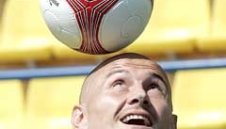 Виляреал взел мъж под чехъл