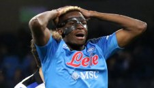 Осимен и агента му в Париж на преговори