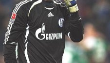 Байерн се отказа от вратаря Нойер