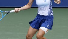 Пиронкова: Серина е страхотен шампион, чакам мача с нетърпение + ВИДЕО