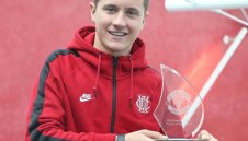 Ерера номер 1 в Юнайтед за април