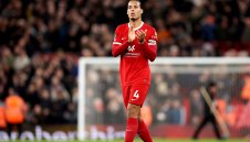 Обвиниха Ван Дайк в арогантност, Рой Кийн не му остана длъжен