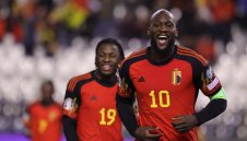 Лукаку заби 4 гола за 20 минути, за да отвее Роналдо