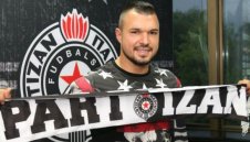 Валери Божинов се "счупи"