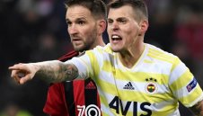 Мартин Шкъртел пред трансфер в Парма