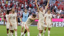 В "перфектния" Байерн се фукат от старта на сезона