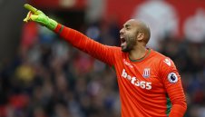 Изненада! Юнайтед хвърли око на 35-годишен вратар от Стоук