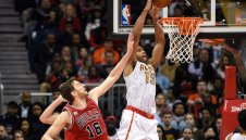 Атланта спря серията на Биковете