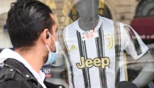 Суперлига? Акциите на Юве се сринаха