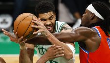 Бостън стигна 60 победи, ще има домакинско предимство в плейофите