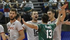 Франция ни свали на земята. "Петлите" удариха България с 3:0 гейма