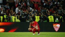 Ливърпул и Севиля със страховити глоби