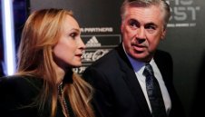 Карлето резнал адзурите