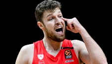 Ново голямо признание за Александър Везенков