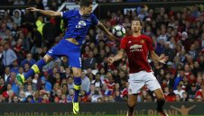 10 милиона паунда делят Джон Стоунс от трансфер в Сити